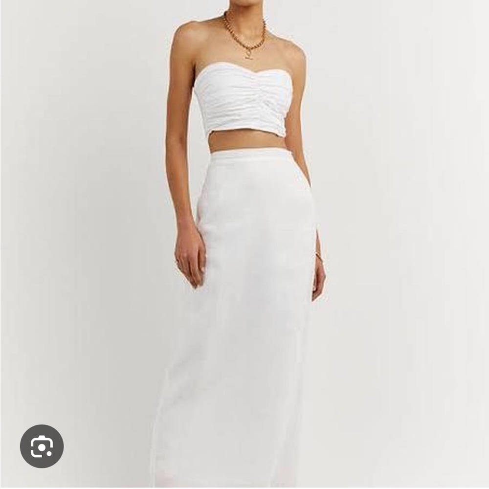 DISSH White Linen Skirt Set